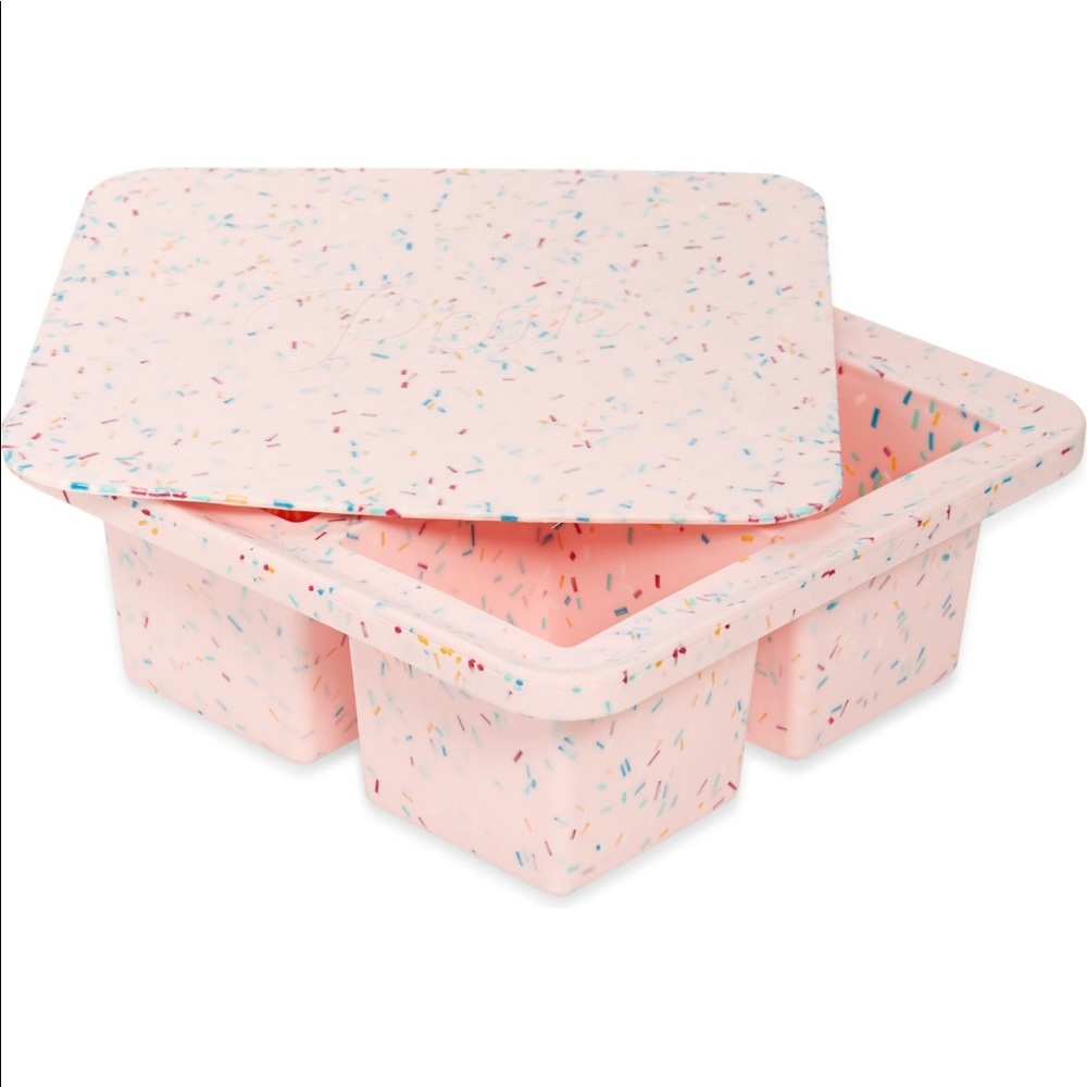 NWT W&P Speckled Extra Large Ice Tray -Pink